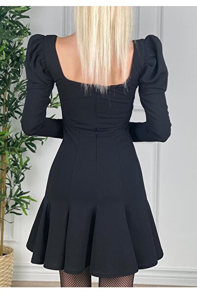 lovebox Μαύρο μακρυμάνικο κοντό βραδινό φόρεμα με τετράγωνο γιακά με φερμουάρ - 104