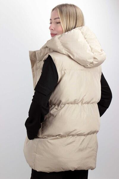 Machetta Beige Sleeveless Hooded Puffer Vest - 3 Pockets