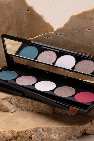 Pierre Cardin Eyeshadow Palette Haute Couture Stiletto