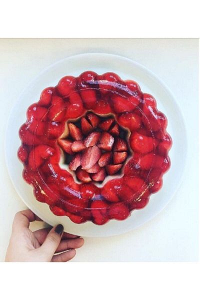 Tupperware Princess Crown Styling Dessert Mold