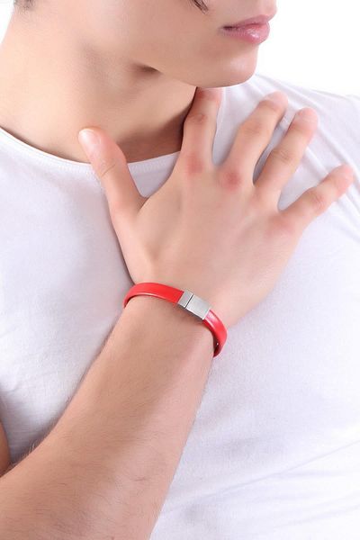 LABALABA Men's Steel Closure Flat Leather Bracelet