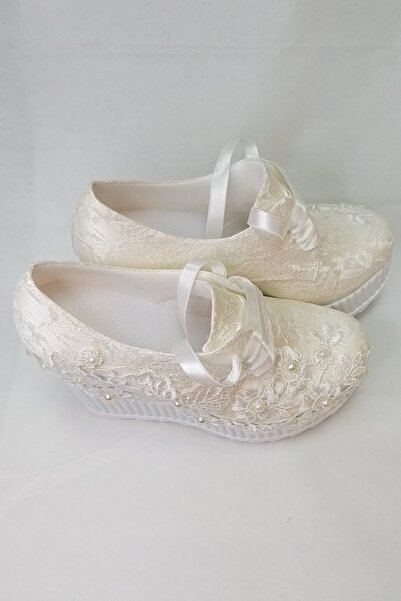 Berush Bride 517 Serisi Dolgu Topuk Çiçek Güpürlü Gelinlik Ayakkabısı