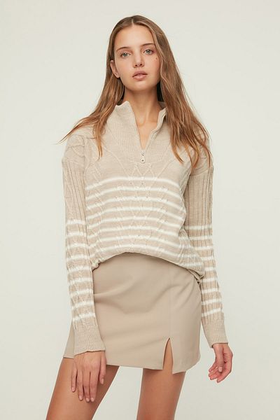 Trendyol Collection Großer beigefarbener Strickpullover – Reißverschluss, TWOAW22KZ0020