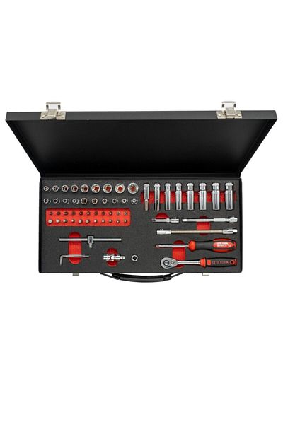 CETA FORM 61 Pieces 1/4" 6 Corner Metal Socket Set