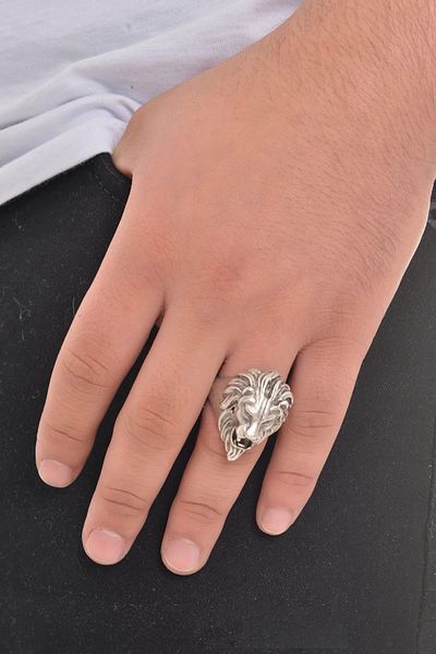 LABALABA MEN'S ANTIQUE SILVER PLATED MANED LION RING