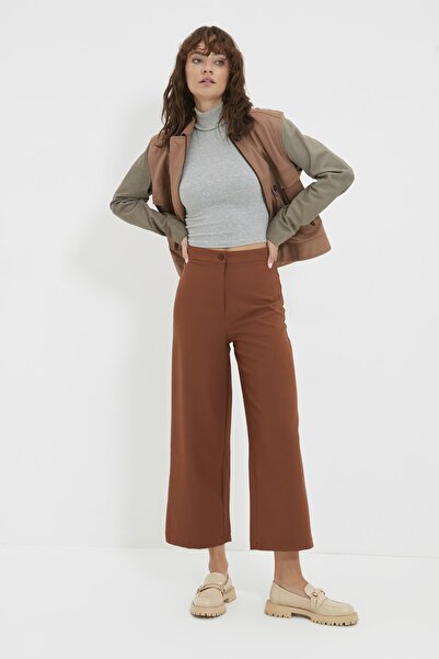 Trendyol Collection Hnědé široké tkané kalhoty TWOSS20PL0090