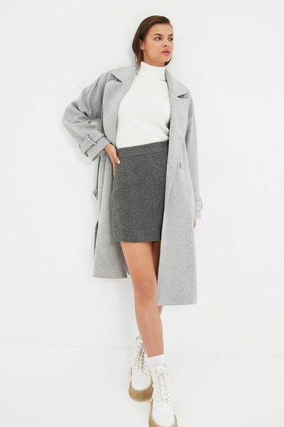 Trendyol Collection Antracitová sukně Wrap Stitch Woven Shorts TWOAW21SR0082