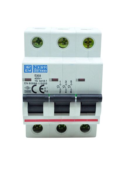 Esem آلة بيع 10a (3x10a) C/3ka Group W