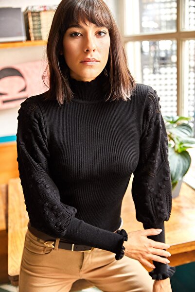 Olalook Pulover de damă cu mânecă neagră, cu guler ridicat, tricot cu nervuri KZK-19000383