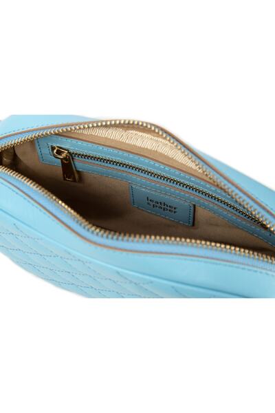 Leather Paper Açık Mavi Kapitone Desenli Askılı Deri Çanta