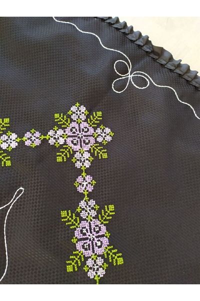 Çeyiz Bahçesi Cross Stitch Embroidered Nila Prayer Rug Black Lilac