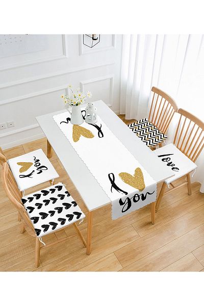 Realhomes I Love You Motif Set of 4 Zippered Chair Cushions and 1 Runner
