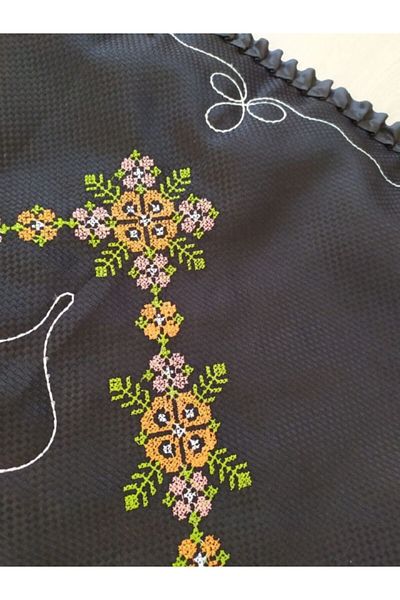 Çeyiz Bahçesi Black and Yellow Embroidered Cross Stitch - Nare Prayer Rug
