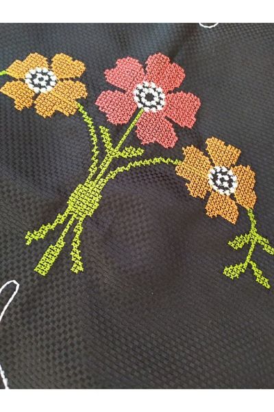 Çeyiz Bahçesi Cross Stitch Embroidered Nida Prayer Rug Black Floral