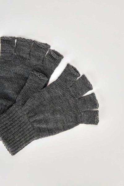 eleven market Anthracite Unisex Knitwear Cut Gloves