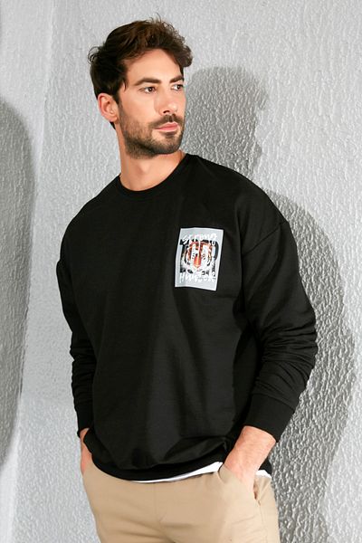 Sateen Men SCHWARZES SWEATSHIRT MIT PRINT UND SLIM FIT