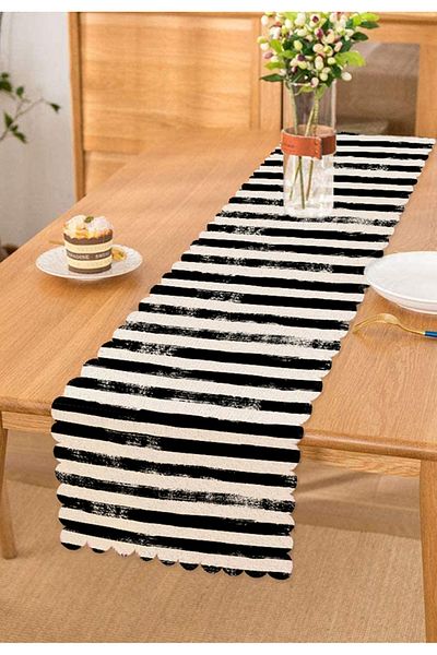 Realhomes Alergăr modern decorativ cu motiv în dungi negre