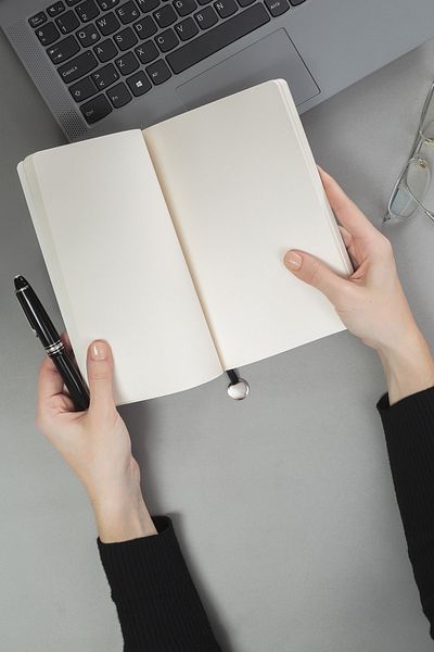Leather Paper دفتر ملاحظات كونياك فلوتر كبير الحجم - جلد و ورق 13x21