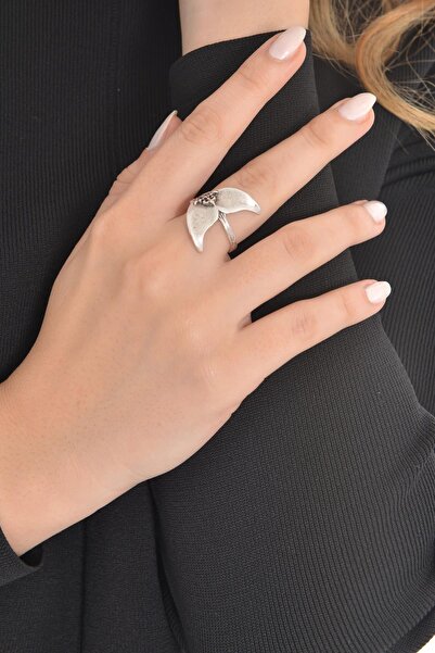 LABALABA KADIN ANTİK GÜMÜŞ KAPLAMA BALİNA KUYRUĞU FORMLU  YÜZÜK