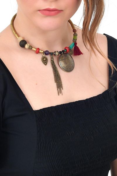 LABALABA WOMEN'S ANTIQUE YELLOW PLATED DESIGN CHOKER NECKLACE
