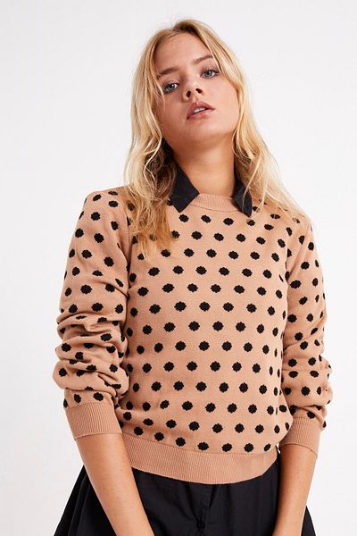 AQE FASHION Дамски кафяв пуловер с кръгло деколте на точки