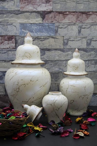 By Damla Collection Ceramic King Cube and Vase Set
