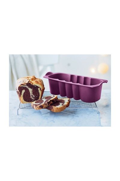 Tupperware H144 - Miracle Cake Mold Rectangular