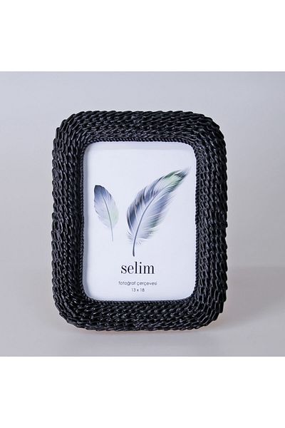 Selim 13x18 Chain Frame Black