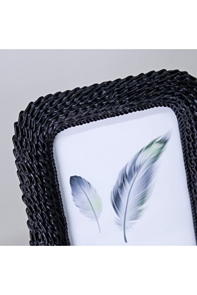 Selim 13x18 Chain Frame Black