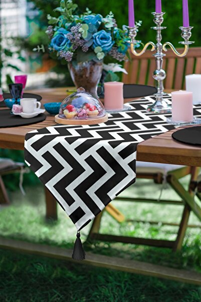 Realhomes أسود أبيض هندسي منقوشة الرقمية معنقدة الشنيل مثلث عداء