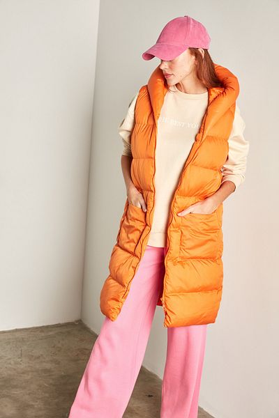 Y-London Orangefarbene lange Pufferweste mit Kapuze für Damen YL-MN99902