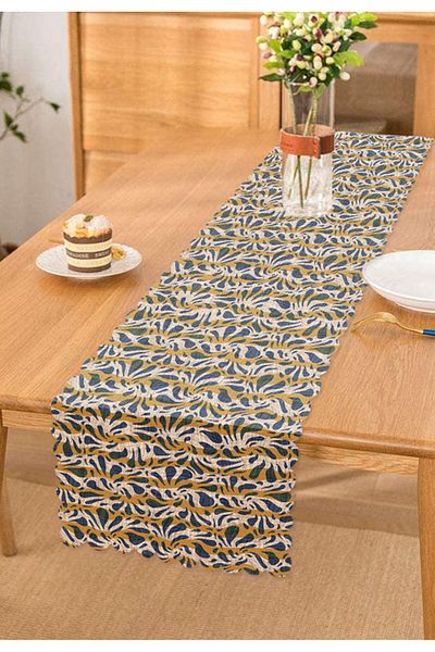Realhomes Aruncă Motif Runner pe linii ondulate pe fundal gri