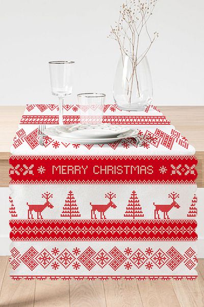 Realhomes Καλά Χριστούγεννα Cross Stitch Look Deers Printed Special Design Runner