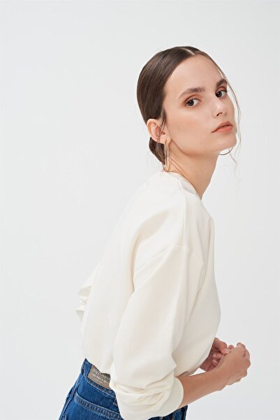Volanlı Ekru Sweatshirt