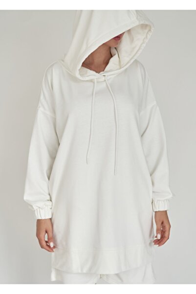 Nikki Couture Beyaz Uzun Kapüşonlu Svetşört