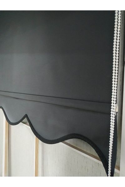 storyperde Sliced Black Roller Blinds