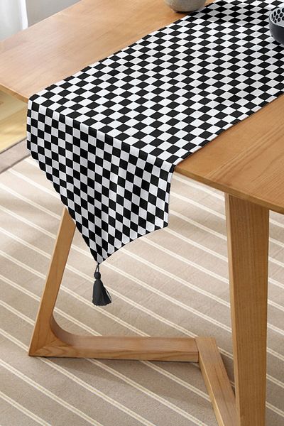 Realhomes Alb-negru model carouri decorative design special smocuri chenille triunghi alergător