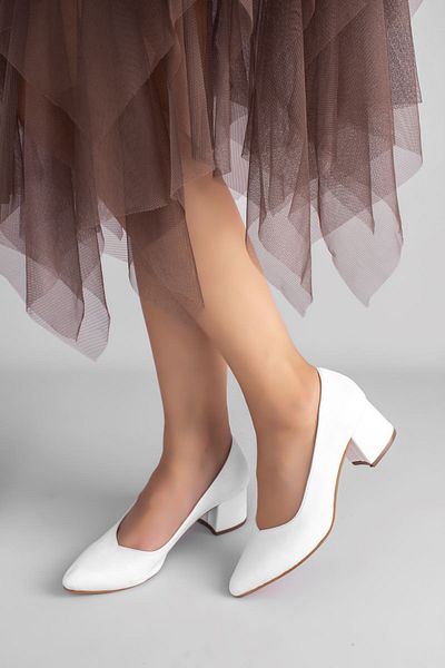 LDÇ Women's Heeled Shoes-white