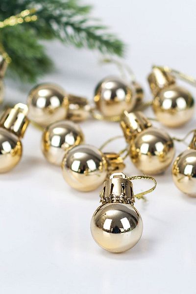 Happyland 6 Pieces Christmas Pine Tree Ornament Gold Color 4 cm Gold