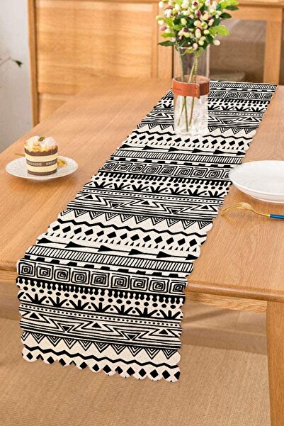 Realhomes عداء بتصميم خاص بتصميم أفريقي مزخرف باللونين الأبيض والأسود