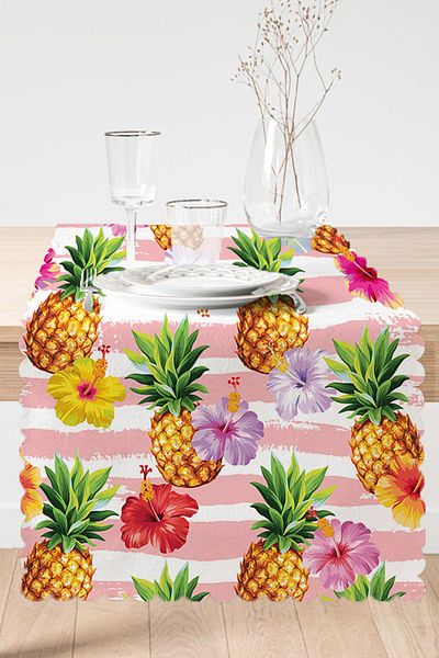 Realhomes Ananas cu fundal roz Design special Runner