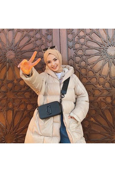 Organic Hijab Combed Cotton Shawl Hijab Model - Milk Brown