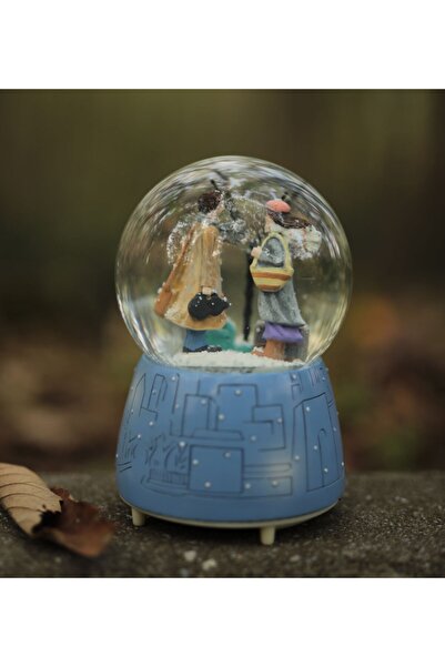Trend Hediyelik Kış Masalı Büyük Boy Kar Küresi Müzikli Işıklı Püskürtmeli