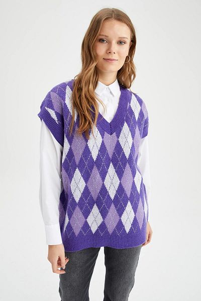 DeFacto Strickweste mit V-Ausschnitt und Rautenmuster im Regular Fit