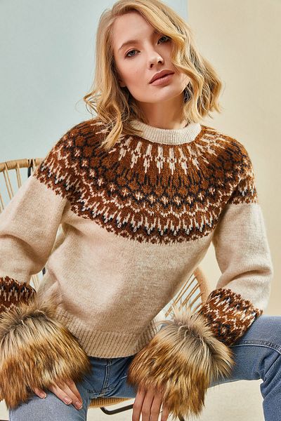 Bianco Lucci Pelziger Strickpullover mit gemusterten Ärmeln