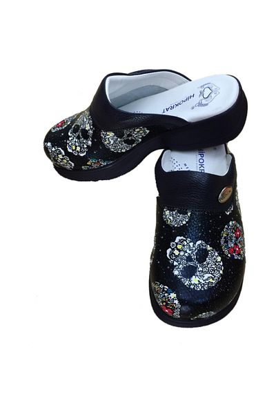 Hipokrat Μαύρο κρανίο Μοντέλο Orthopedic Sabo Slippers Hospital Slippers