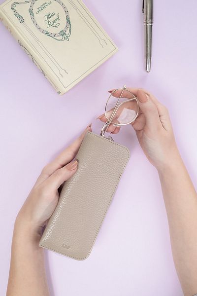 Leather Paper Sand Beige Leather Glasses Case