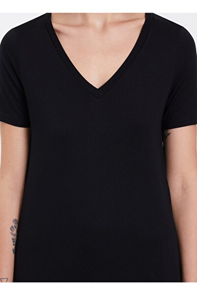 WESTMARK LONDON V-Neck Ecovero Ecological Viscose Black Women's T-shirt
