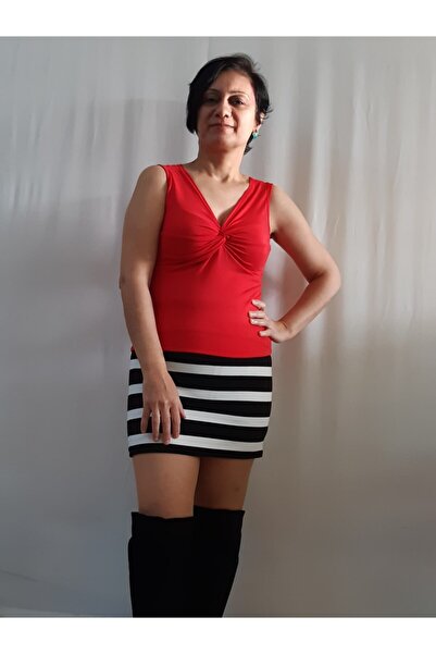 Mertcan Butik Red Combed Cotton T-Shirt with Twist Collar