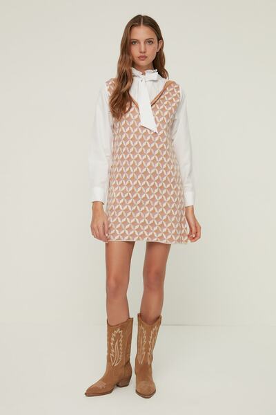 Trendyol Collection Úpletové minišaty Camel - Košile Garni Detailed Twoaw22Sv0122